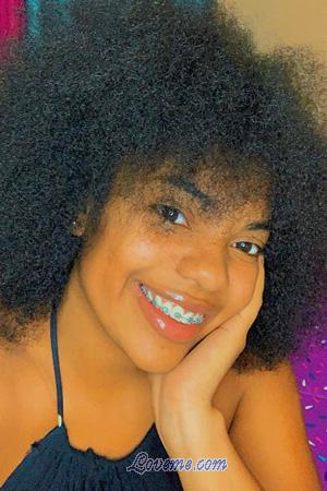 204929 - Vanessa Age: 25 - Costa Rica