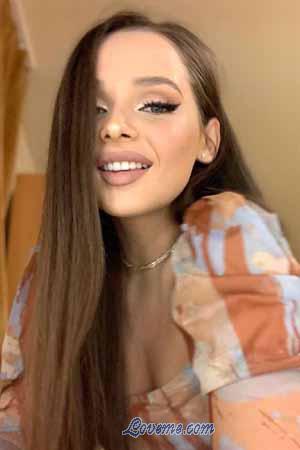 209179 - Smaranda Age: 27 - Romania