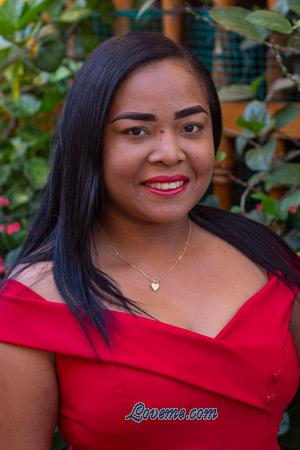 212401 - Zeuri Age: 35 - Colombia