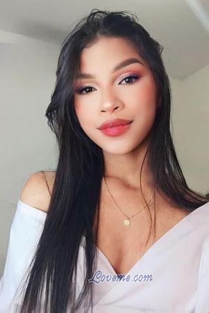 213616 - Gabriela Age: 24 - Colombia