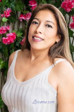 215396 - Magaly Age: 46 - Peru