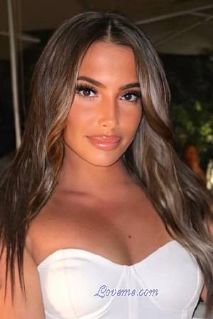 217084 - Alexia Age: 30 - France