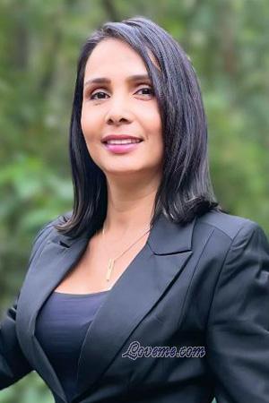 221233 - Andrea Age: 51 - Colombia