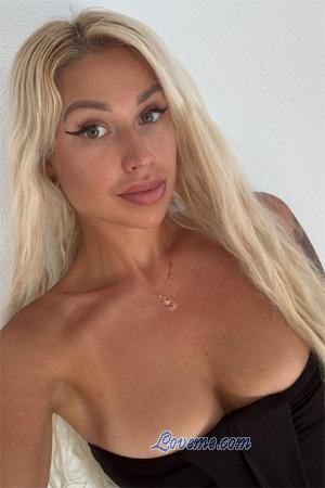 223690 - Ekaterina Age: 39 - Russia