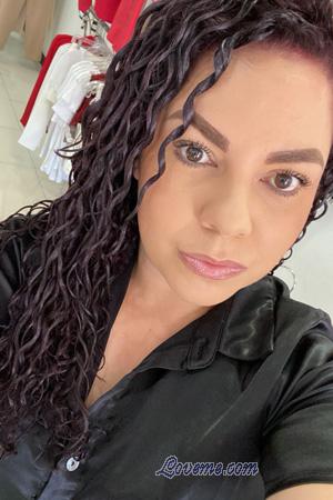 Ladies of Costa Rica