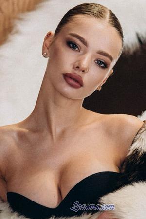 227242 - Diana Age: 22 - Ukraine