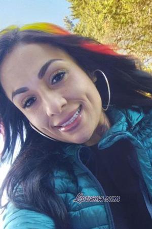 227596 - Melissa Age: 33 - Costa Rica