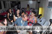 young-filipino-women-050