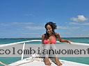 cartagena-women-boat-1104-34